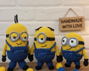 Personnage au crochet : Kevin, Stuart, Bob ou lot de 3 Minions - Peluche Amigurumi faite main - Cadeau unique