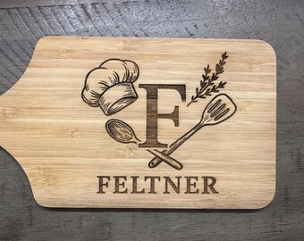 Gepersonaliseerde snijplank huwelijkscadeau | Gegraveerd charcuteriebord voor koppels | Aangepast housewarmingcadeau | Cadeau-idee vrijgezellenfeest