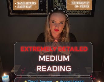 Op de afbeelding: Een vrouw met blond haar en een zwarte haarband staat centraal in de afbeelding. De tekst op de afbeelding luidt "EXTREMELY DETAILED MEDIUM READING". Extra tekst omvat "SAME HOURS SAME DAY", "EXPERIENCE 30+ YEARS", "Direct Answer", "Honest Insight" en "Clear Energy".