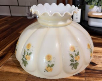 Vintage-Lampenschirm aus gelbem Milchglas mit rosa Rosenmuster, melonenfarben, gerippt und gerüscht, 25 cm (10 Zoll)