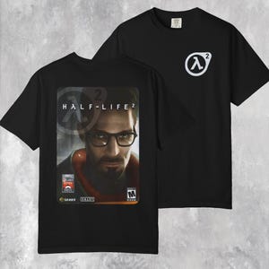 Half-Life 2 T-Shirt: Cult Classic Video Game Unisex Tee, Front and Back Design, Gordon Freeman, Lambda Symbol