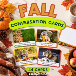 Può includere: Un set di 44 carte di conversazione stampabili a tema autunnale, con fotografie colorate di scene stagionali, tra cui bambini che giocano, uno scoiattolo e attività. Ogni carta include due domande per stimolare la discussione sulle immagini.