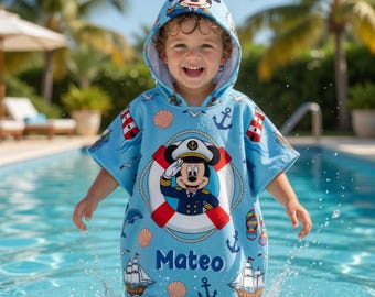Toalla con capucha personalizada de Mickey Mouse para niños, poncho náutico de playa con nombre personalizado para niños pequeños, toalla de baño de Mickey marinero, regalo de cumpleaños para niño.