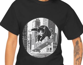 Koszulka z kotem na deskorolce, kot jeżdżący na deskorolce w mieście, koszulka z kotem w stylu streetwear, koszulka z Ollie Skate, zabawna koszulka ze zwierzęciem, fajna koszulka z kotem, fajna koszulka streetwear
