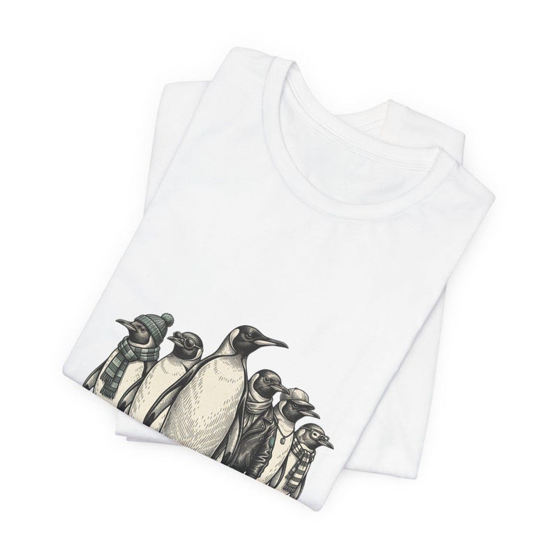 Camiseta "Relajándome con mis amigos" Camiseta de pingüinos geniales Camiseta con ilustración de pingüino Camiseta de amigos Camiseta de grupo de amigos Iceberg Camiseta para adolescentes en blanco y negro imagen 9