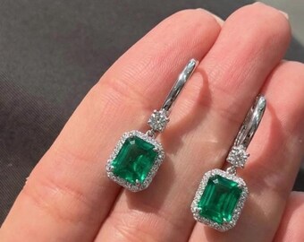 Brincos de prata esterlina com halo de esmeralda, pingente de pedra verde esmeralda, joia elegante para noivas, presente de aniversário para esposa, presente de aniversário de maio
