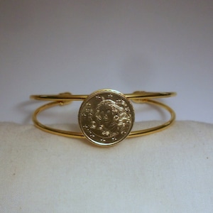 Italy &quot;Birth of Venus&quot; Euro Bracelet