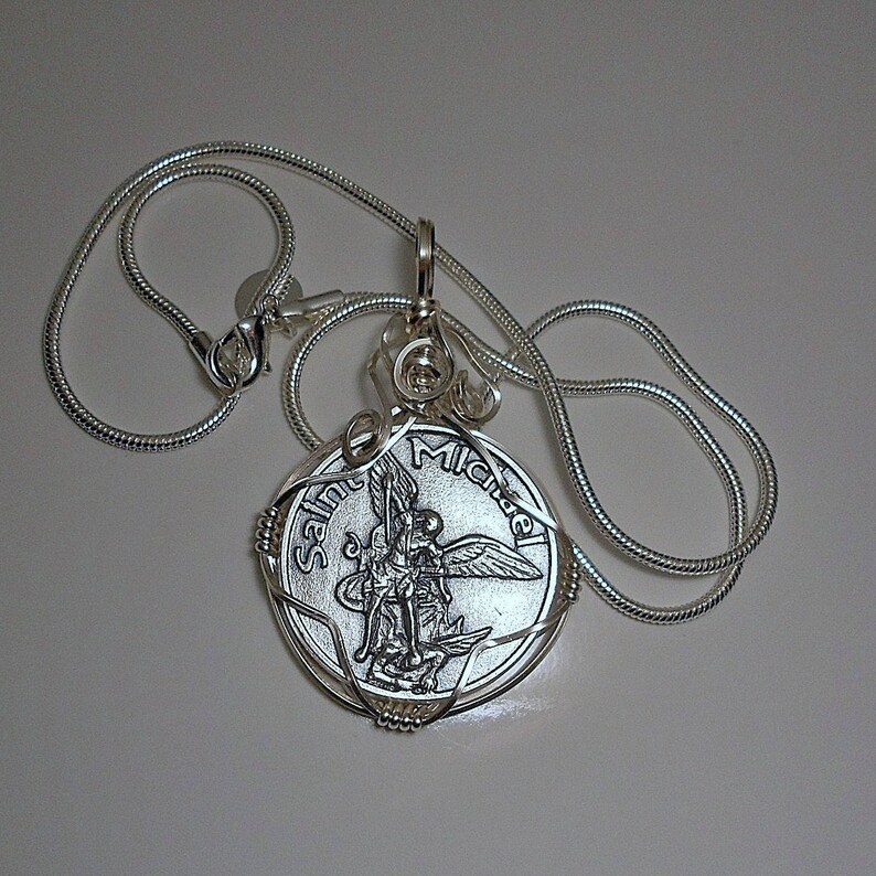 Archangel Saint Michael Medal Pendant image 2