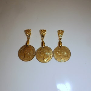 France Coin Pendant Necklace