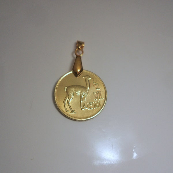 Peru Vintage Coin Pendant Necklace