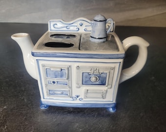 Vintage Otogiri Stove Teapot, Creative Collection Japan, Blue White Ceramic Country Kitchen Decor, Cottagecore Teapot