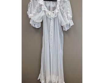 Vintage Tosca Sheer Lace Peignoir Robe White Nylon Bridal Small