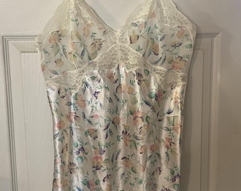 VTG Victoria's Secret Gold Label Blommig Spaghetti Underklänning Nattlinne Storlek L