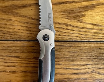 Vintage Gerber International Taiwan liner lock pocketknife, clean, see/read