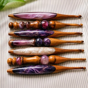 Ensemble de crochets en bois et résine faits main | Outil ergonomique en quartz | Tricot | Accessoires pour laine | Cadeau