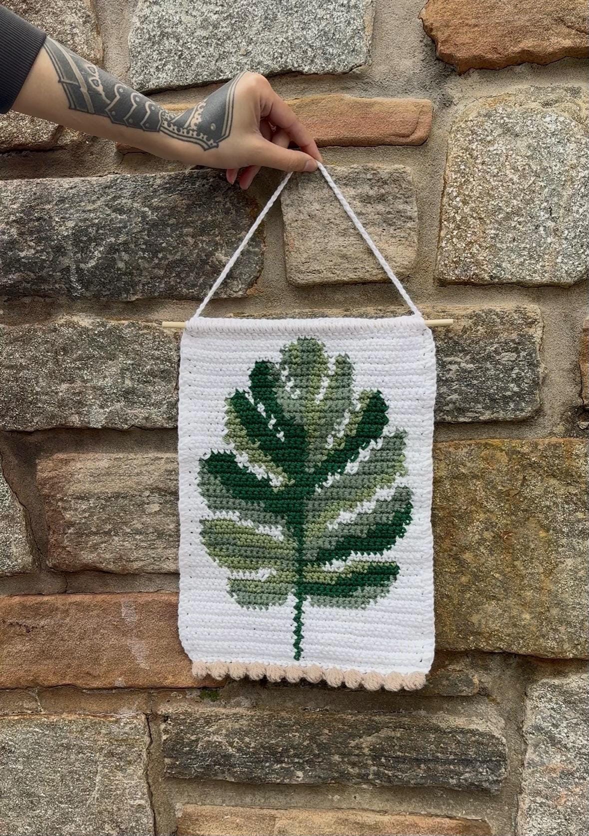 40 Monstera Crochet Patterns for Tropical Leaves, Wall Hangings, and Potted Plants 14 Monstera Leaf Tapestry Crochet