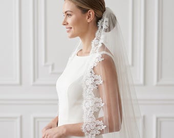Ivory Cathedral Lace Mantilla Veil, Romantic Spanish Eyelash Bridal Wedding Veil