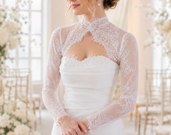 Bolero nupcial de encaje Chantilly, sobrevestido de novia de manga larga, chaqueta de encaje floral color marfil.
