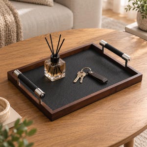 Bandeja decorativa de cuero color nogal, organizador para mesa de centro, organizador de tocador, almacenamiento de escritorio, con o sin asas, negro o crema, toque moderno.