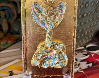 Ángel de plástico reciclado hecho a mano / Lámina acrílica con pan de oro / Decoración del hogar