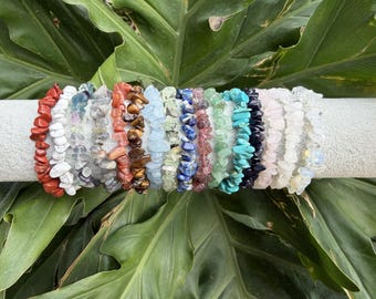 Braccialetto fatto a mano con cristalli, gioielli curativi con pietre preziose naturali, ametista, quarzo rosa e citrino per l'equilibrio energetico e il benessere spirituale.