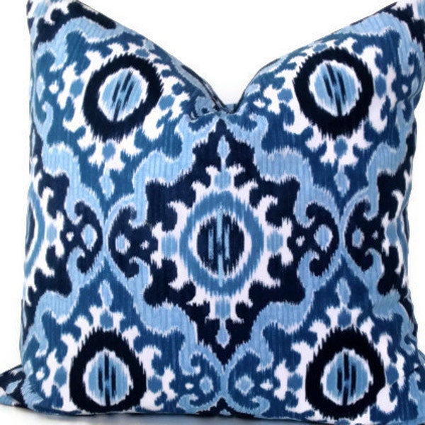 Coussins décoratifs/couverture de bleu marine Ikat, Throw Pillow, Accent oreiller, 20 18 x 18 x 20 12 x 20, marine et crème, tissu cher Stella