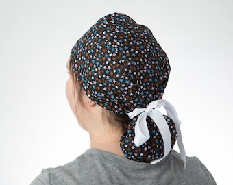 Casquette de gommage avec étoiles arc-en-ciel, bonnet de lutin pour infirmières et médecins aux cheveux longs, idées de cadeau de casquette chirurgicale unisexe pour un héros de la santé dans le domaine médical