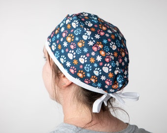 Floral Paw Print Scrub cap, Pixie hair Scrub hat, unisex Surgical cap gift ideas, Surgical hat for nurses, maximalist Med short hair cap