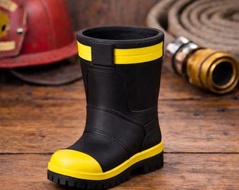 Firefighter Boot Pen Holder – Black & Yellow Desk Organizer – 3D Printed Firefighter Gift – Fire Station Decor – Unique Office Accessory