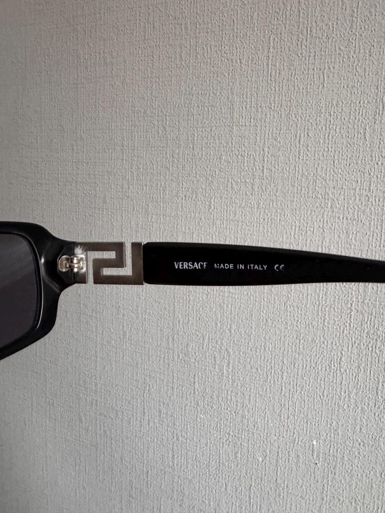 ICONIC Versace Sunglasses Medusa Case, Vintage Versace Greek Key Sunglasses, Y2K Designer Sunglasses Black image 9