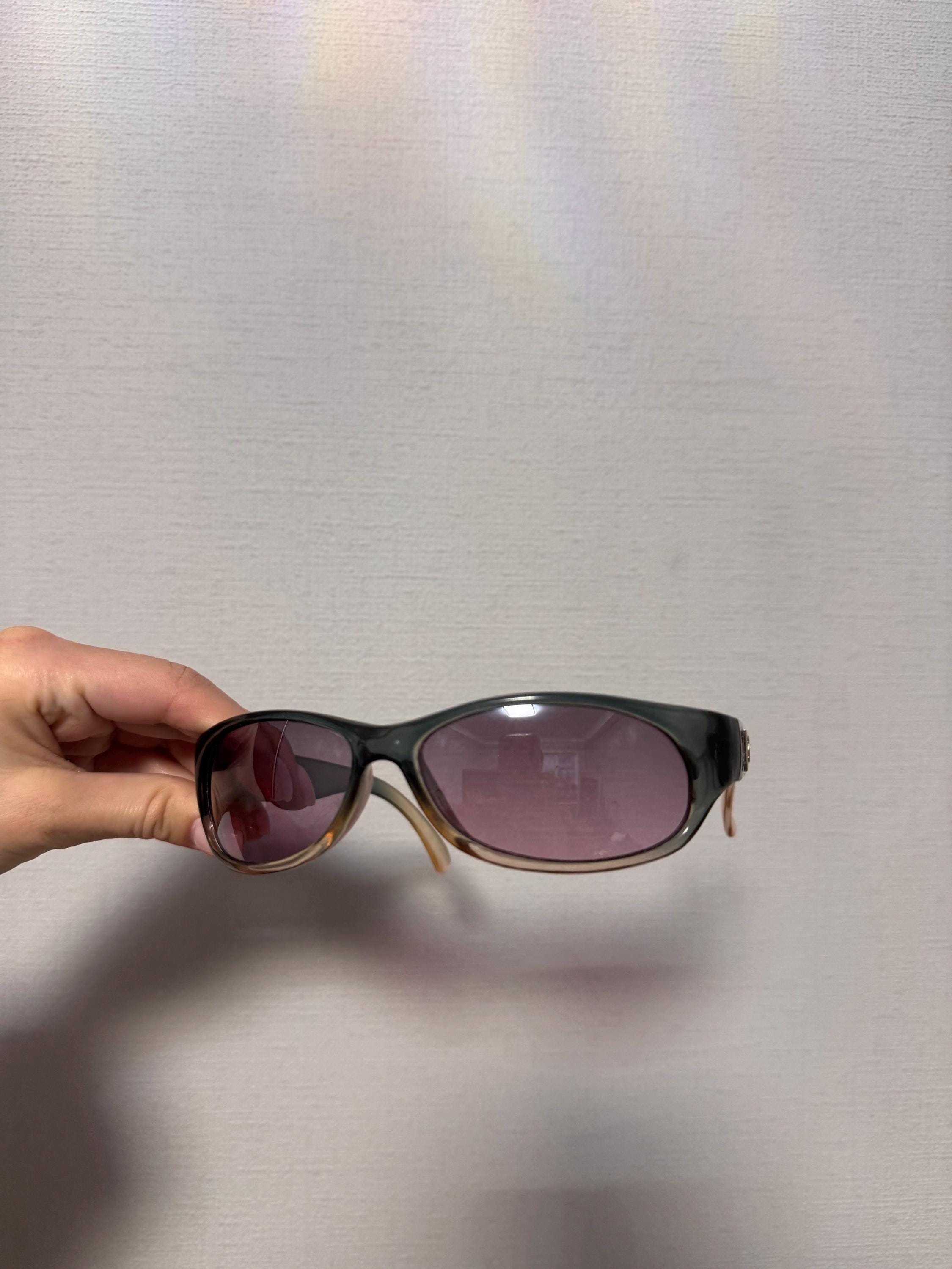 Vintage Chanel Sunglasses 90s Y2K, CC Logo Oval Frame Green  display picture 2