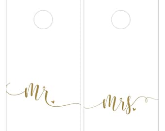 Mr and Mrs | Personalized Wedding Cornhole Decals | corn hole Board Decals | Wedding Shower Games | Outdoor Wedding Decor | Rustic Wedding