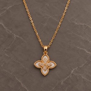Gold Four Leaf Clover Necklace, Dainty Flower Pendant, CZ Diamond Gold Jewelry, Lucky Gift for Her, Birthday Anniversary Bridesmaid Jewelry