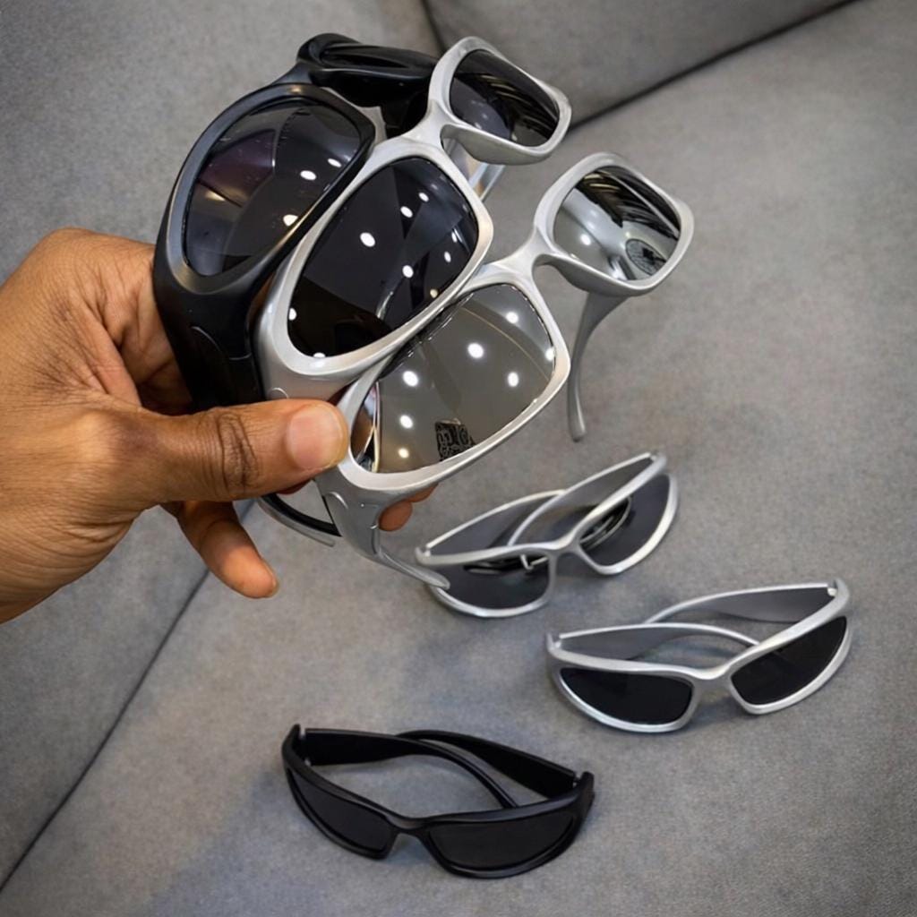 r*k様 00s Nike サングラス モード系 y2k tech オークリー似 Y2k oakley - Etsy 日本