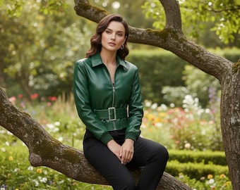 Handgefertigte Grüne Crop Lederjacke für Damen, echte Schaffelljacke - Waldgrüner Ledermantel.