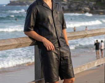 Handgefertigtes Herren Schaffell Leder Shirt und Shorts Set - Sommer Outfit für Männer Co-ord.