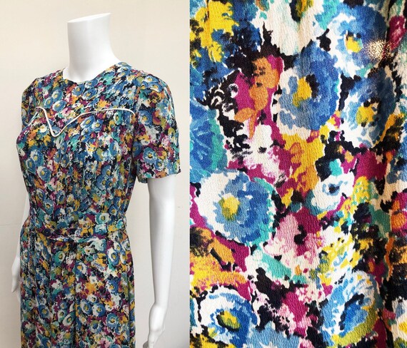 Superb 1940’s Crepe Floral Dress