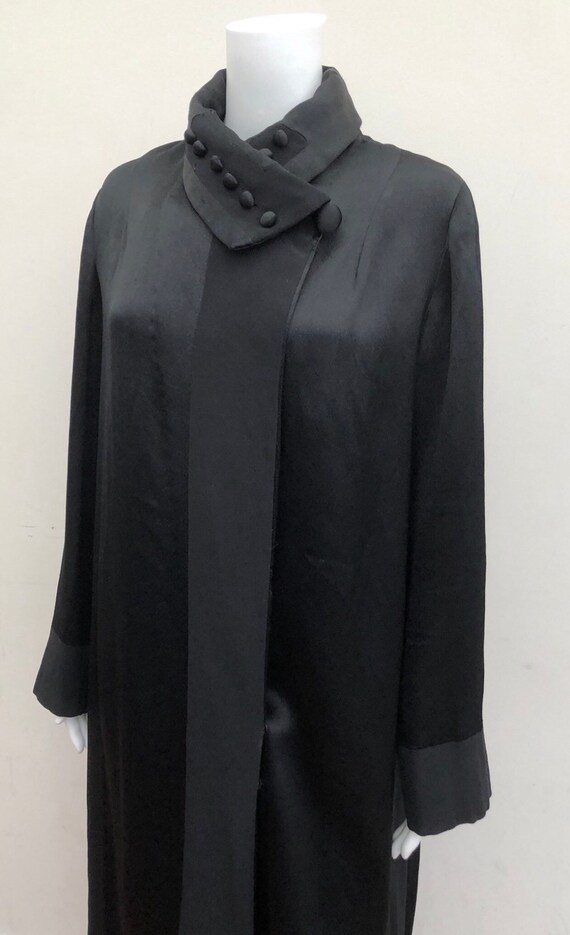 Superb 1920’s Liquid Crepe Coat