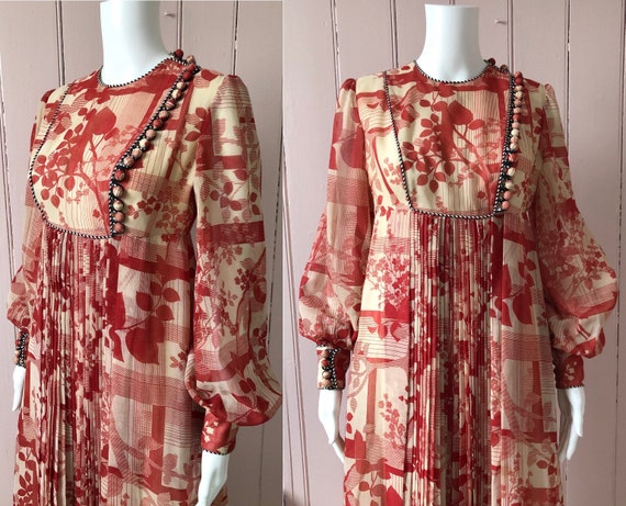 Fantastic 1970's Jean Varon Dress
