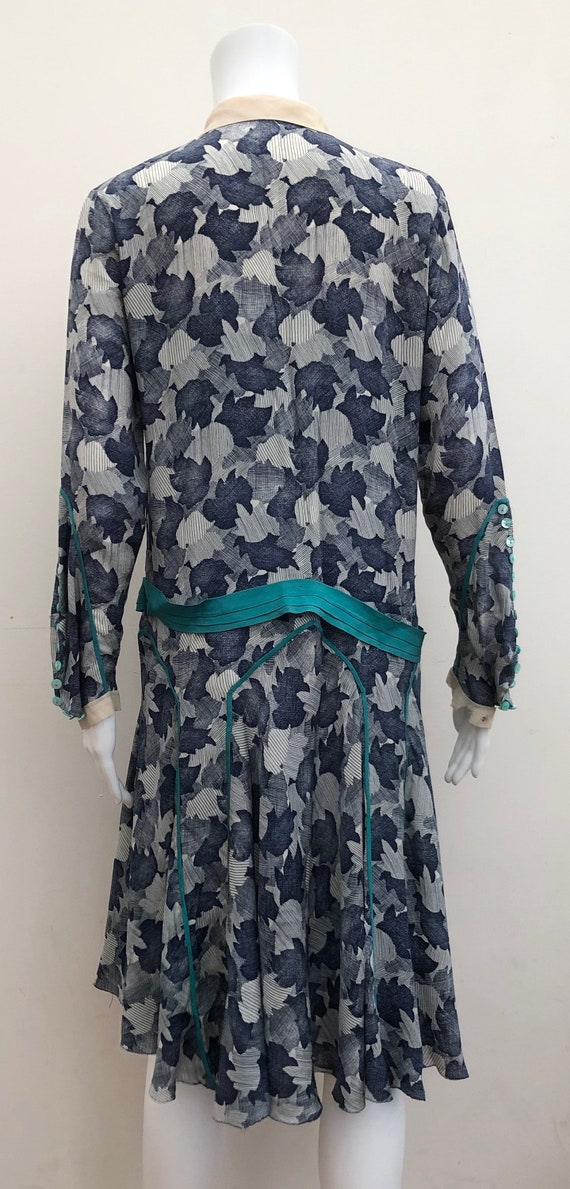 Fantastic 1920’s Silk Day Dress - image 3