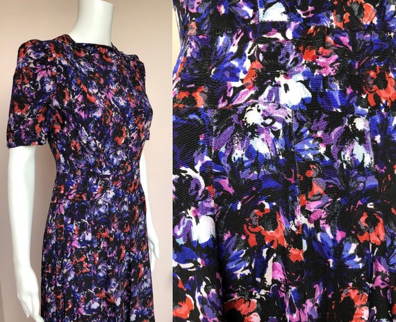 Stunning 1940's Floral Dress