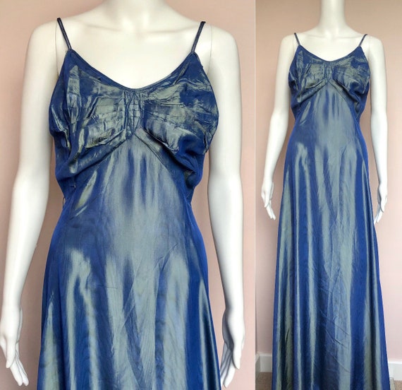 Stunning 1930's Periwinkle Blue Taffetta Dress