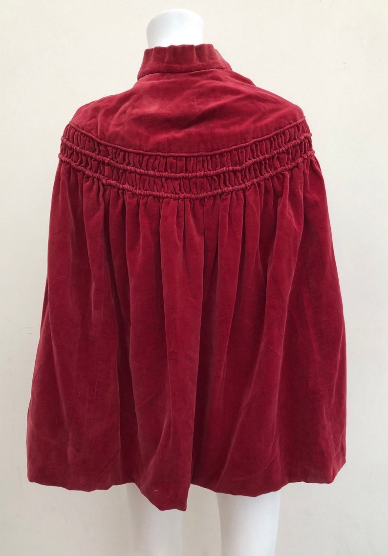 1920\u2019s Raspberry Coloured Velvet Cape