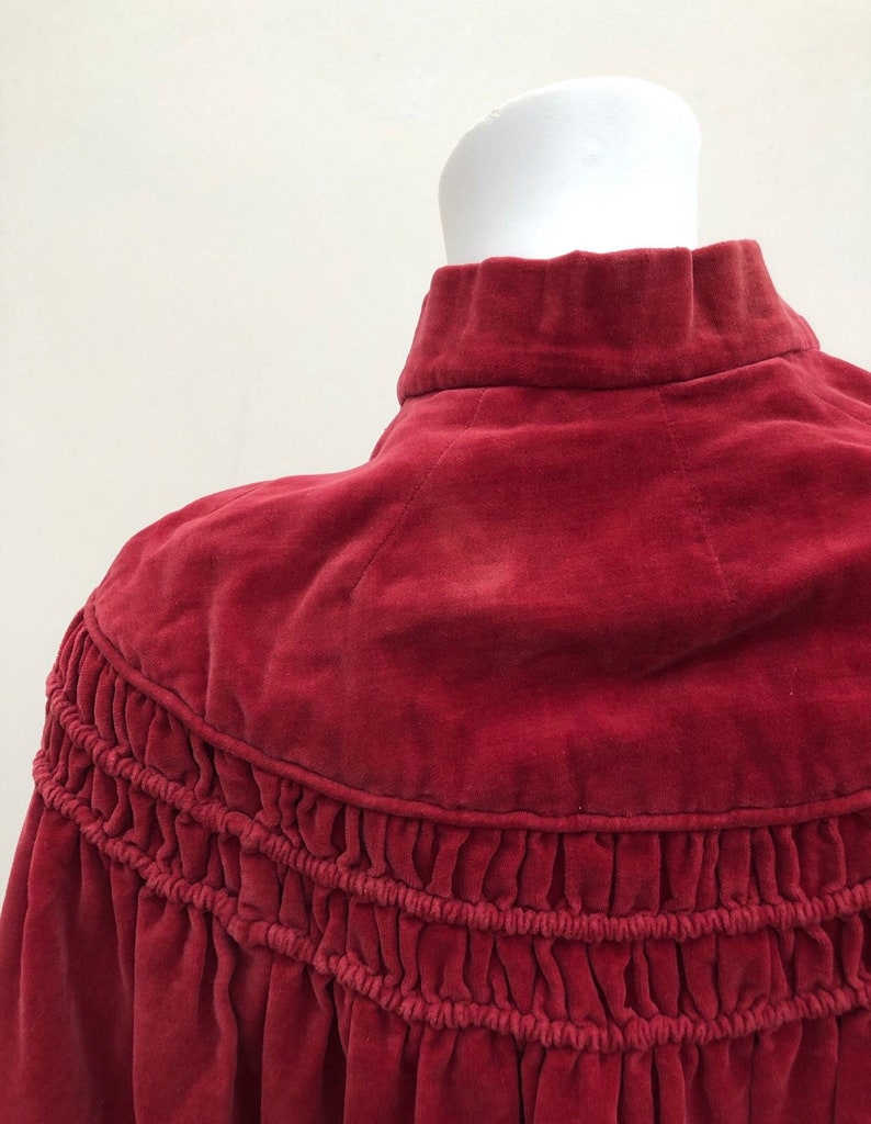 1920\u2019s Raspberry Coloured Velvet Cape
