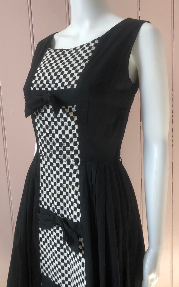 Lovely 1950’s Black and White Dress