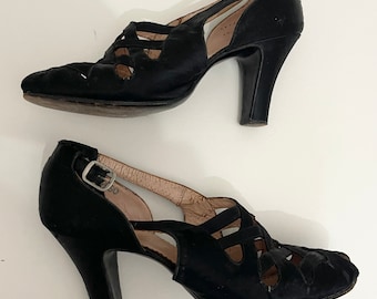 Fabulous 1940’s Black Satin Shoes