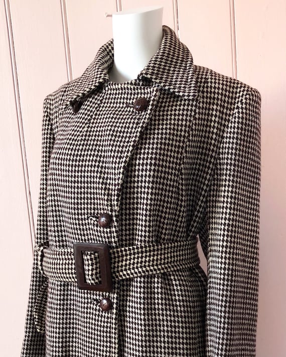 Fantastic 1940’s Houndstooth Coat