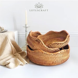Round Rattan Baskets Natural Woven Storage Bowls for Serving Fresh Fruit Bread Key Candle Holder Stackable for Shelf Kitchen Tabletop 3 size