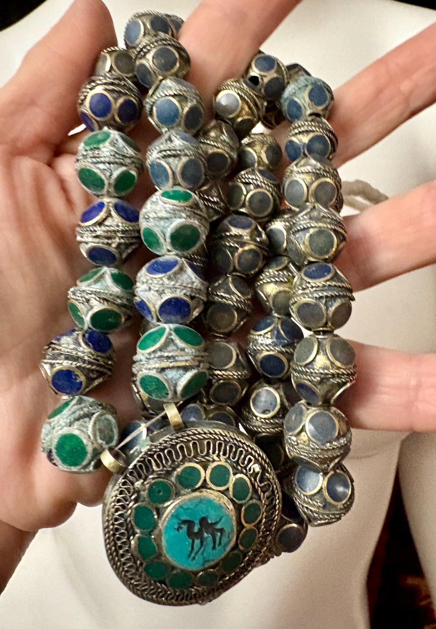 TURKMEN JEWELRY ネックレス　ヴィンテージ Antique Turkmen Jewellery - Large Silver Gurbaka Dagdan