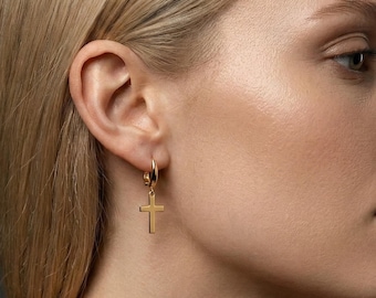 Kreuz Ohrringe 14K vergoldet Mini Creolen mit Kreuz Anhänger, 925 Silber